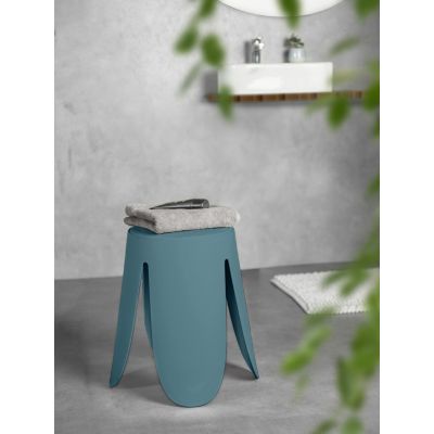 Taburet pentru baie Comiso, Wenko, 44.5x46 cm, plastic/poliuretan, albastru petrol