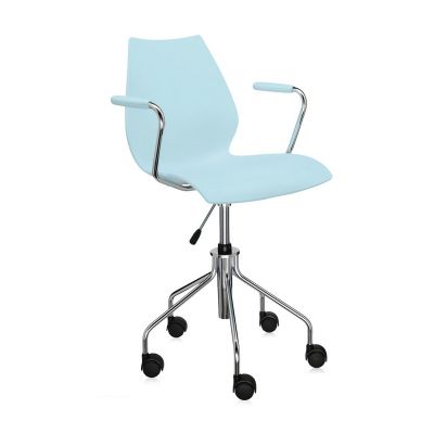 Scaun birou cu brate Kartell Maui design Vico Magistretti albastru deschis